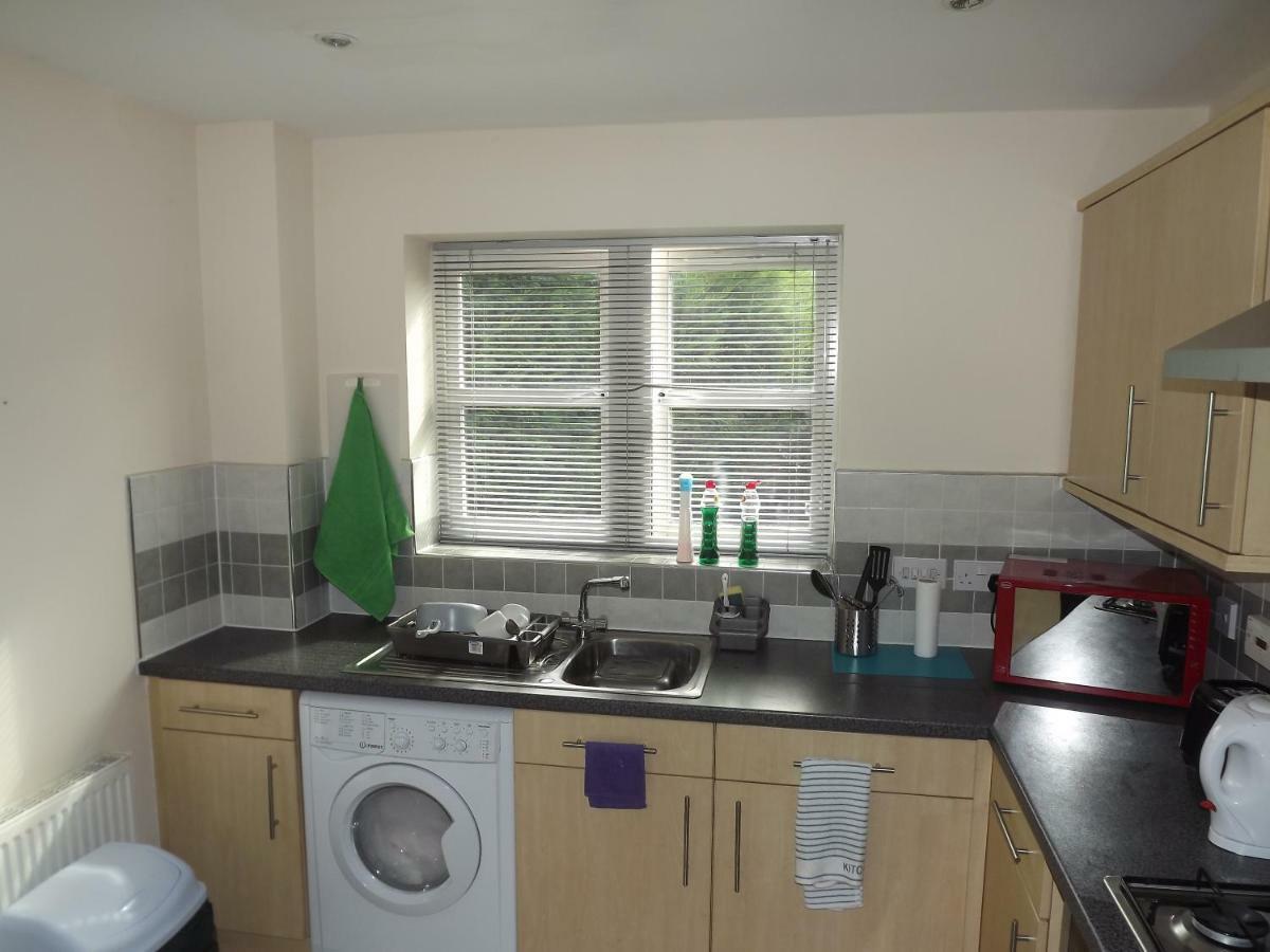Longford Street, Homestay Derby